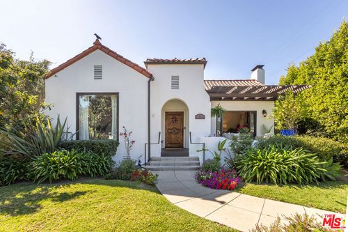 445 N Lucerne Blvd, LOS ANGELES, CA, 90004-3017 | Card Image