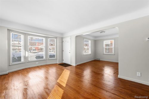 11566 Somerset Ave, Detroit, MI, 48224-4101 | Card Image