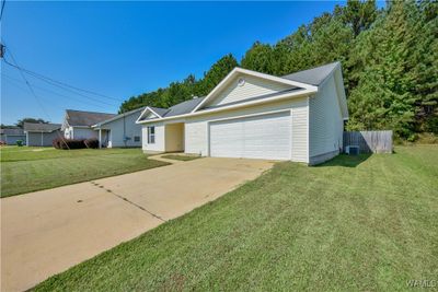 16028 Stone Ridge Parkway, House other with 3 bedrooms, 2 bathrooms and null parking in Brookwood AL | Image 3