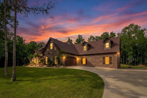 2000 Boulder Cir, Little Rock, AR, 72210-5067 | Card Image