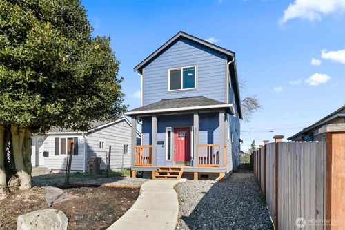 825 E 55th St, Tacoma, WA, 98404-2620 | Card Image