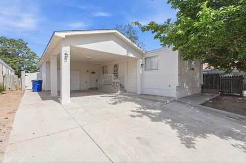 2712 Katrina Drive Sw, Albuquerque, NM, 87121 | Card Image