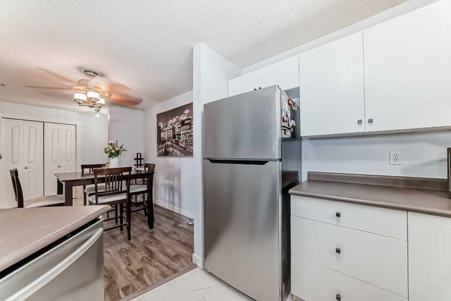 3224 - 10 Prestwick Bay Se, Condo with 2 bedrooms, 1 bathrooms and 1 parking in Calgary AB | Image 6