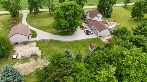 382 Keigwin Rd, Walnut, IL, 61376-9608 | Card Image