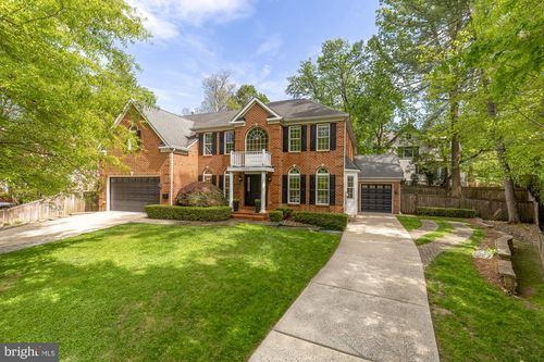 5501 Montgomery St, CHEVY CHASE, MD, 20815-7106 | Card Image