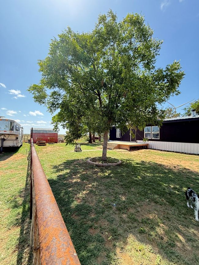 447 W Fm 1606, House other with 3 bedrooms, 2 bathrooms and 2 parking in Ira TX | Image 51