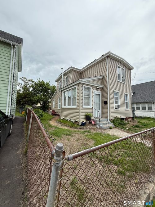 219 Adams St, Bridgeport, CT, 06607-2404 | Card Image