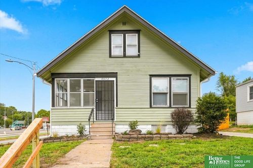4562 Charles St, Omaha, NE, 68132-1711 | Card Image