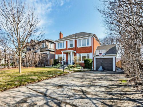 31 Prince Charles Drive, Toronto, ON, M6A2H1 | Card Image
