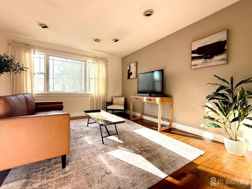 110 Sylvan Ave, Piscataway, NJ, 08854-4214 | Card Image