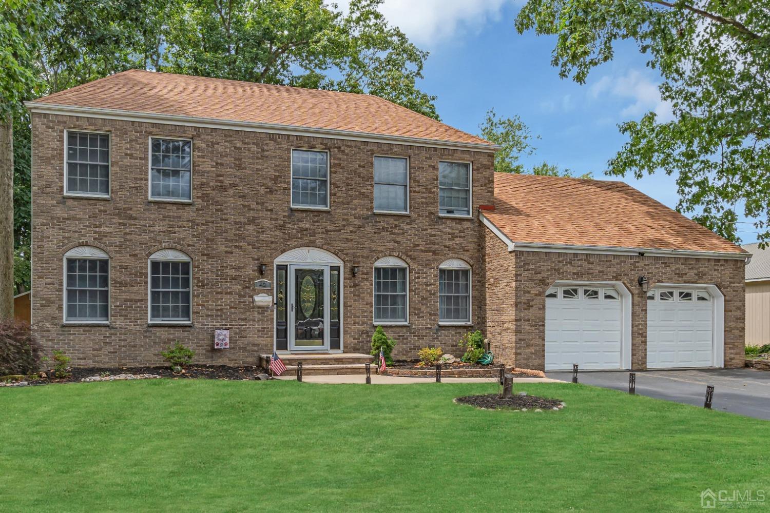 Herman Dr, Spotswood, NJ 08884