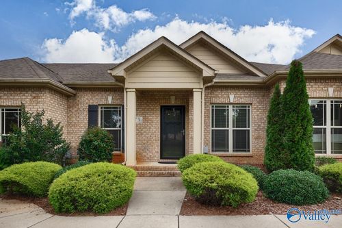 73 Cypress Grove Ln Sw, Huntsville, AL, 35824-4045 | Card Image