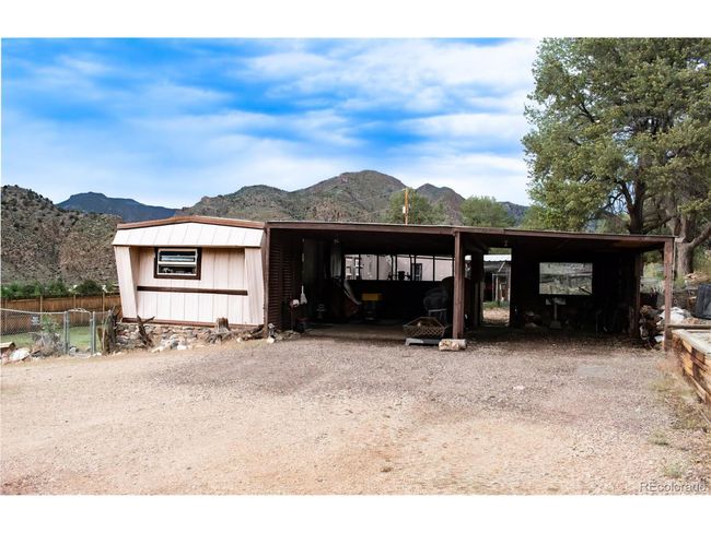 25500 Us Highway 50, House other with 3 bedrooms, 1 bathrooms and null parking in Cotopaxi CO | Image 5