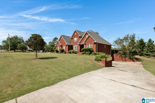 610 Magnolia Cir, WARRIOR, AL, 35180-4577 | Card Image