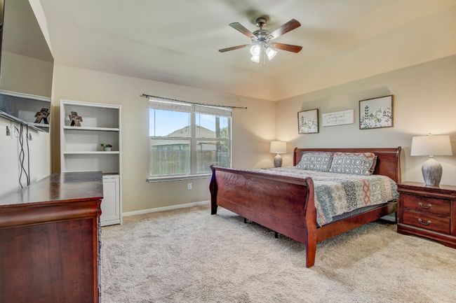 400 Pinnacle Dr, House other with 3 bedrooms, 2 bathrooms and 4 parking in Georgetown TX | Image 15