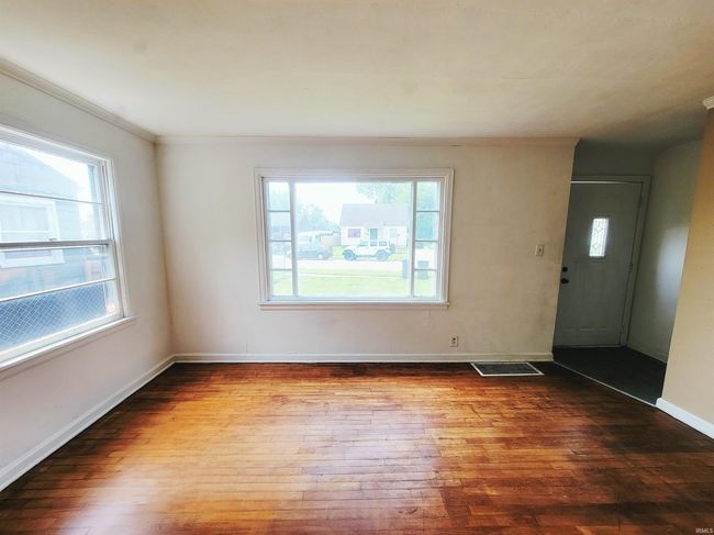 3917 Dunham St, House other with 4 bedrooms, 1 bathrooms and null parking in South Bend IN | Image 6
