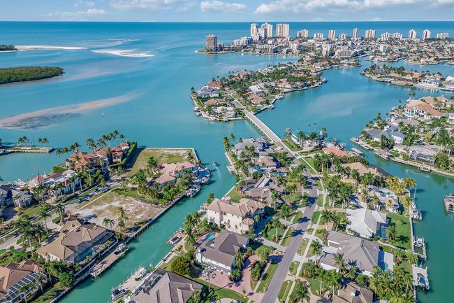 1547 Caxambas Dr, House other with 5 bedrooms, 7 bathrooms and null parking in Marco Island FL | Image 50