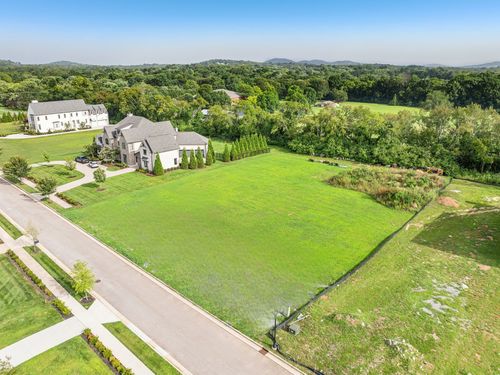 8903 Palmer Way, Brentwood, TN, 37027-1533 | Card Image