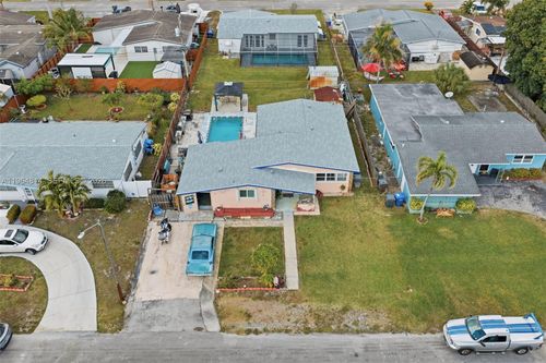 7121 Wilson St, Hollywood, FL, 33024-3847 | Card Image