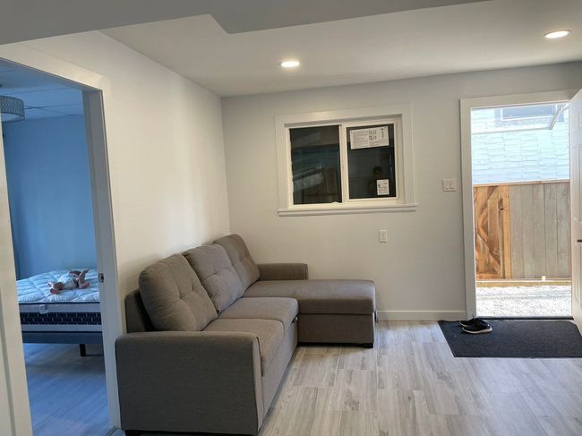 1257 Nestor St, House other with 6 bedrooms, 4 bathrooms and 2 parking in Coquitlam BC | Image 32