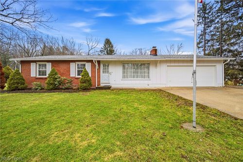 1930 E 52nd St, Ashtabula, OH, 44004-6250 | Card Image