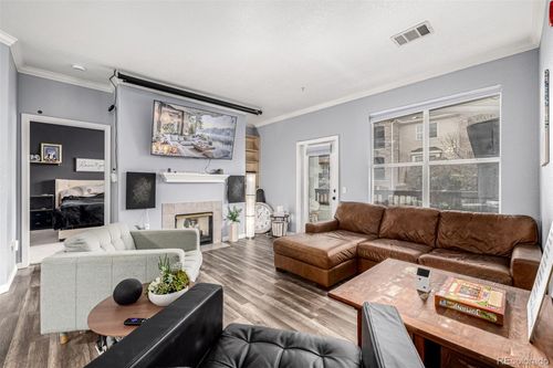 b107-18919 E Warren Cir, Aurora, CO, 80013-5975 | Card Image