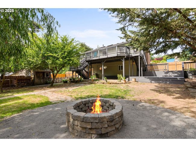 1472 Sw 14 Th St, House other with 4 bedrooms, 3 bathrooms and 2 parking in Gresham OR | Image 24