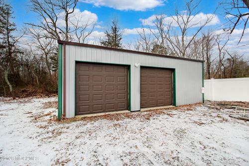 -garage-storage-26 Toms River Rd, Jackson, NJ, 08527-3709 | Card Image