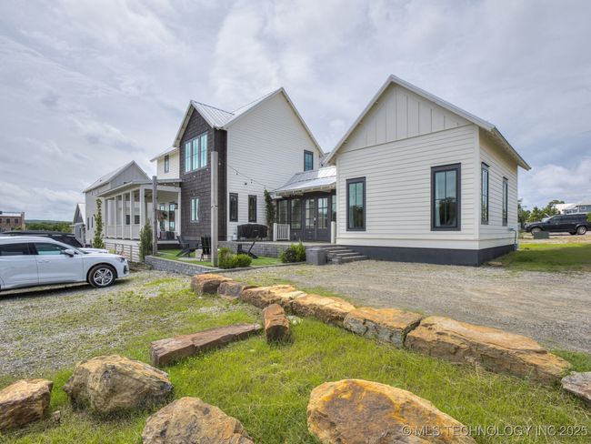 56 Center Ln, House other with 4 bedrooms, 4 bathrooms and null parking in Carlton Landing OK | Image 40