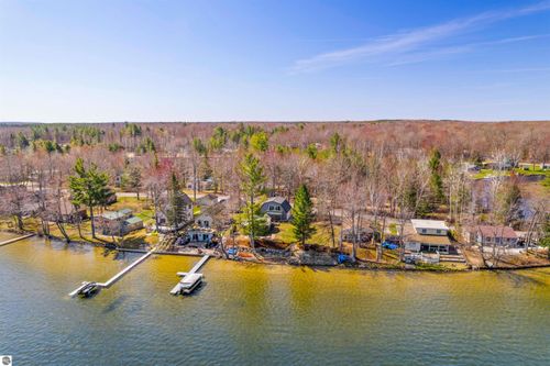 7609 Shore Road, Ne, Kalkaska, MI, 49659 | Card Image