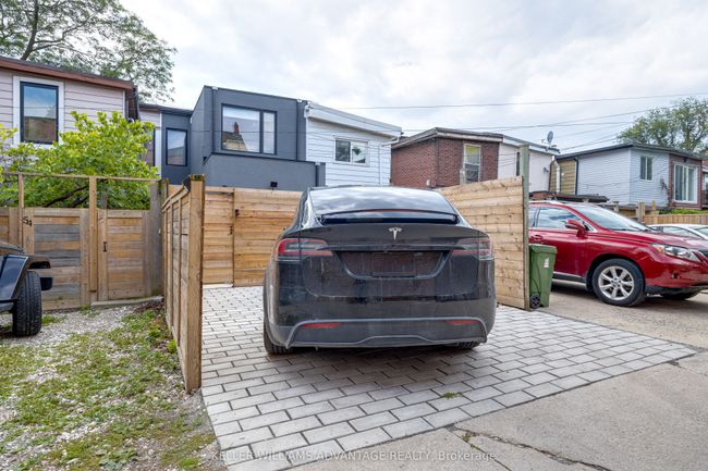56 Foxley St, House attached with 4 bedrooms, 4 bathrooms and 1 parking in Toronto ON | Image 50