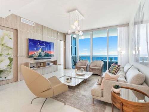 4106-18201 Collins Ave, Sunny Isles Beach, FL, 33160-5107 | Card Image