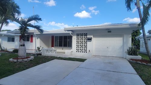 7002 Nw 71st Ave, Tamarac, FL, 33321-5441 | Card Image