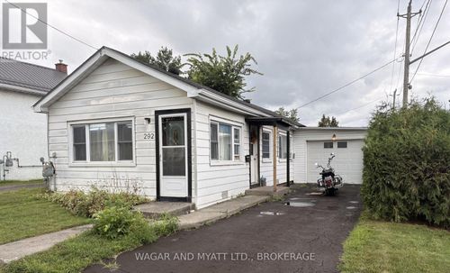 292 Camden Rd, Napanee, ON, K7R1E6 | Card Image