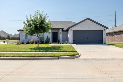 1425 Glade Meadows Dr, Joshua, TX, 76058-9320 | Card Image