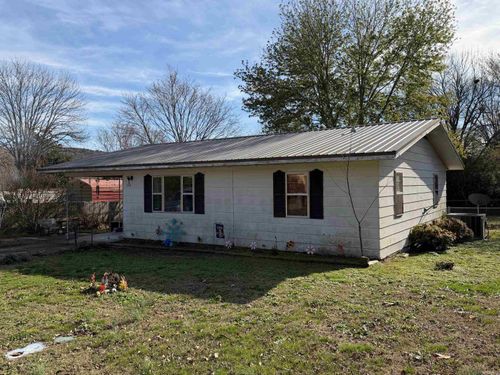 1211 W Quitman St, Heber Springs, AR, 72543-3630 | Card Image