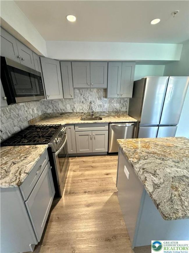 202 - 938 E 4 Th St, Condo with 2 bedrooms, 1 bathrooms and null parking in BETHLEHEM PA | Image 22