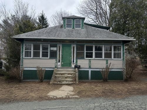 15 Conway St, Beverly, MA, 01915-2403 | Card Image