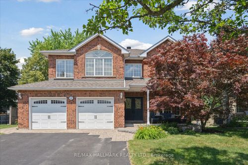 118 Wheeler Cres, Stouffville, ON, L4A1K2 | Card Image
