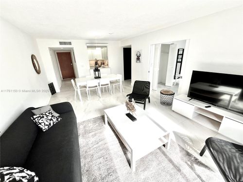 apt-401-1250 Lincoln Rd, Miami Beach, FL, 33139-2253 | Card Image