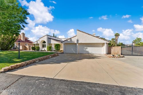 5309 Gardendale Ln, Palmdale, CA, 93551 | Card Image