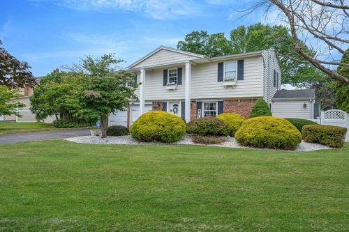 23 Moriches Rd, Lake Grove, NY, 11755-2209 | Card Image