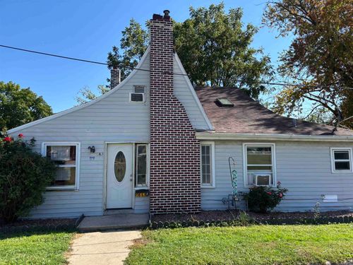 503 S Putnam St, Whitewater, WI, 53190-1731 | Card Image