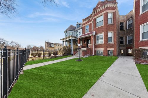 128 S Parkside Ave, Chicago, IL, 60644-3943 | Card Image