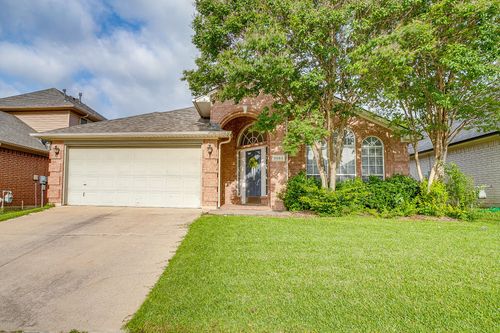 8853 Trace Ridge Pkwy, Fort Worth, TX, 76244-7962 | Card Image