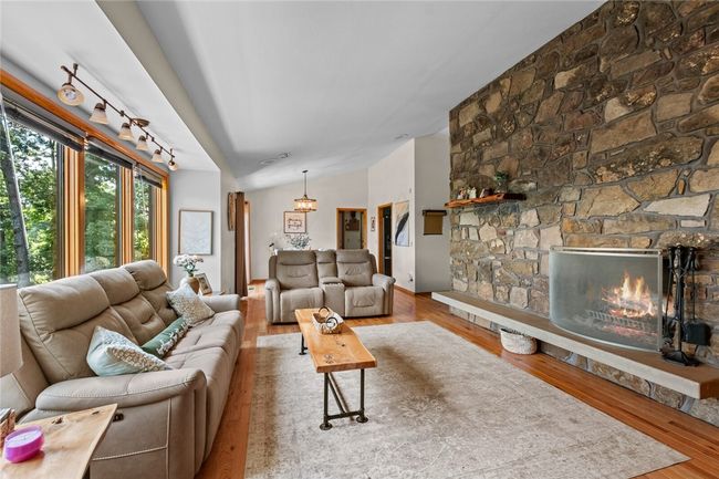 16048 Cypress Ln, House other with 3 bedrooms, 4 bathrooms and null parking in Rogers AR | Image 13