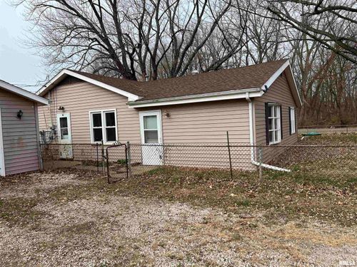 104 W Peoria Street, Spring Bay, IL, 61611 | Card Image