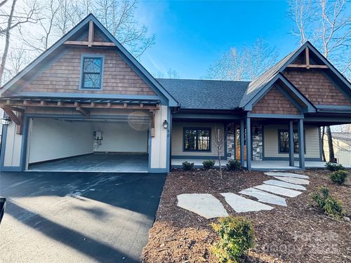 50 Udvawadulisi Ct, Brevard, NC, 28712-9270 | Card Image