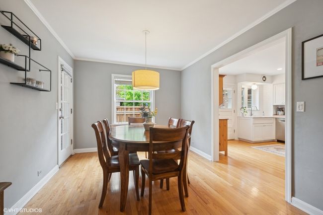 2546 Marcy Ave, Townhouse with 3 bedrooms, 2 bathrooms and 2 parking in Evanston IL | Image 10