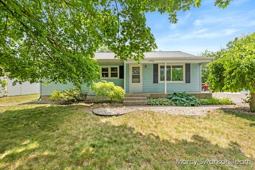 1372 Brookmark Street Se, Kentwood, MI, 49508 | Card Image